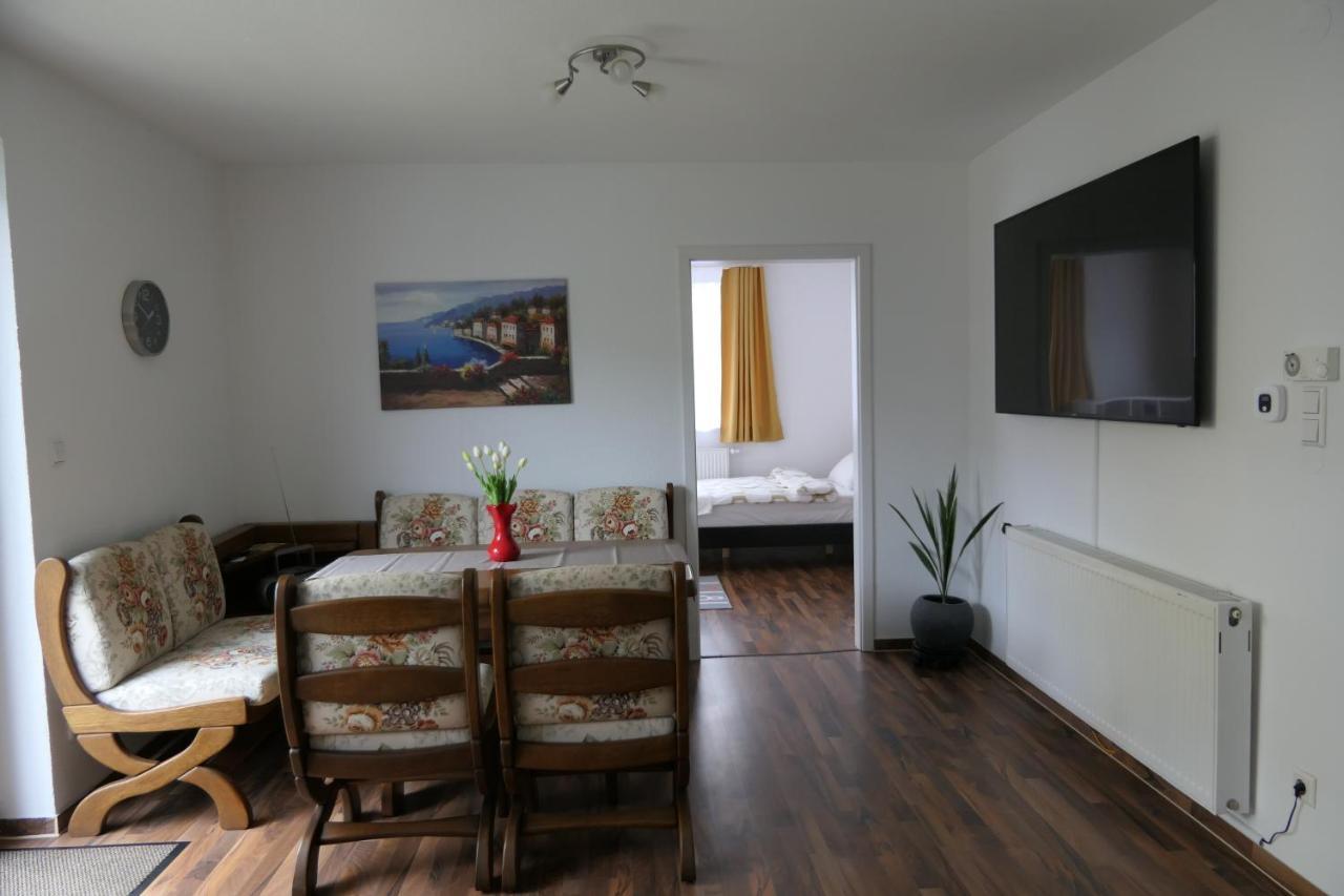 Ferienwohnung Am Bodensee- Zentrale Lage, Free Parking And Wifi, 109 M2, Privater Garten, 7 Gaeste, 2X Kingsize Boxspringbett, Familienfreundlich FDH المظهر الخارجي الصورة