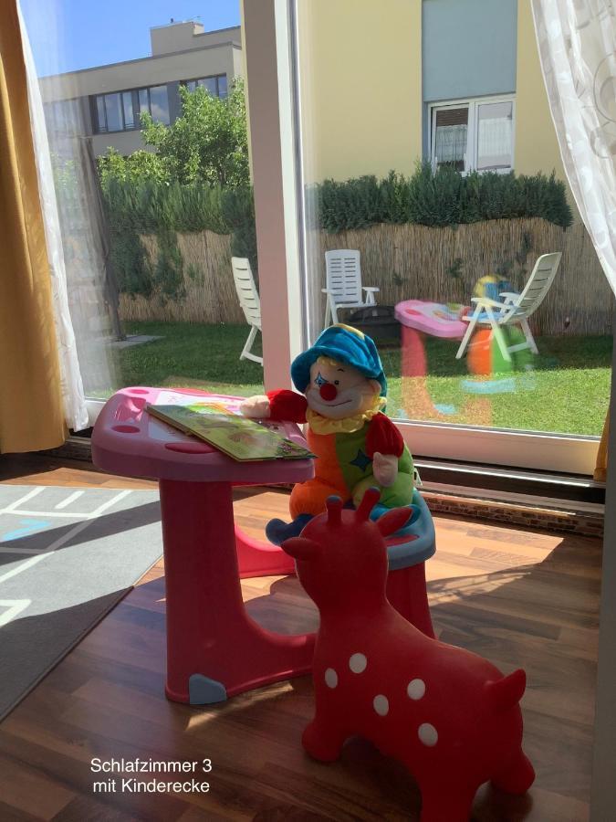 Ferienwohnung Am Bodensee- Zentrale Lage, Free Parking And Wifi, 109 M2, Privater Garten, 7 Gaeste, 2X Kingsize Boxspringbett, Familienfreundlich FDH المظهر الخارجي الصورة